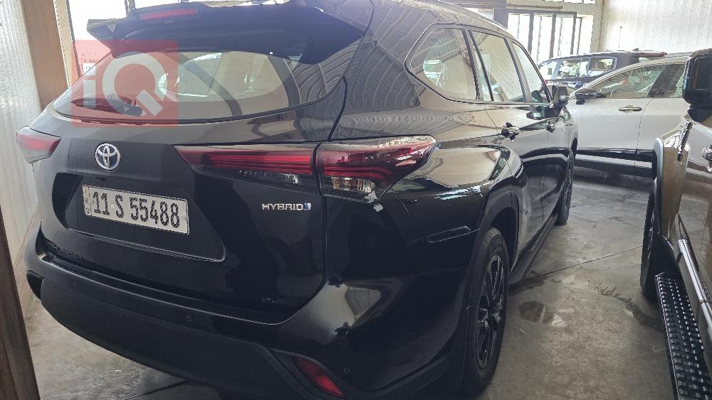 تۆیۆتا هایلاندەر